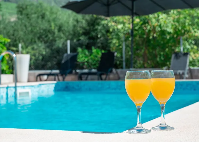 Oasis Rudine (Kastela)