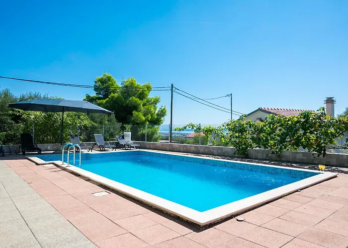 Oasis Rudine (Kastela)